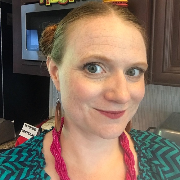 Meet your Posher, Kat - Picture 8 of 8